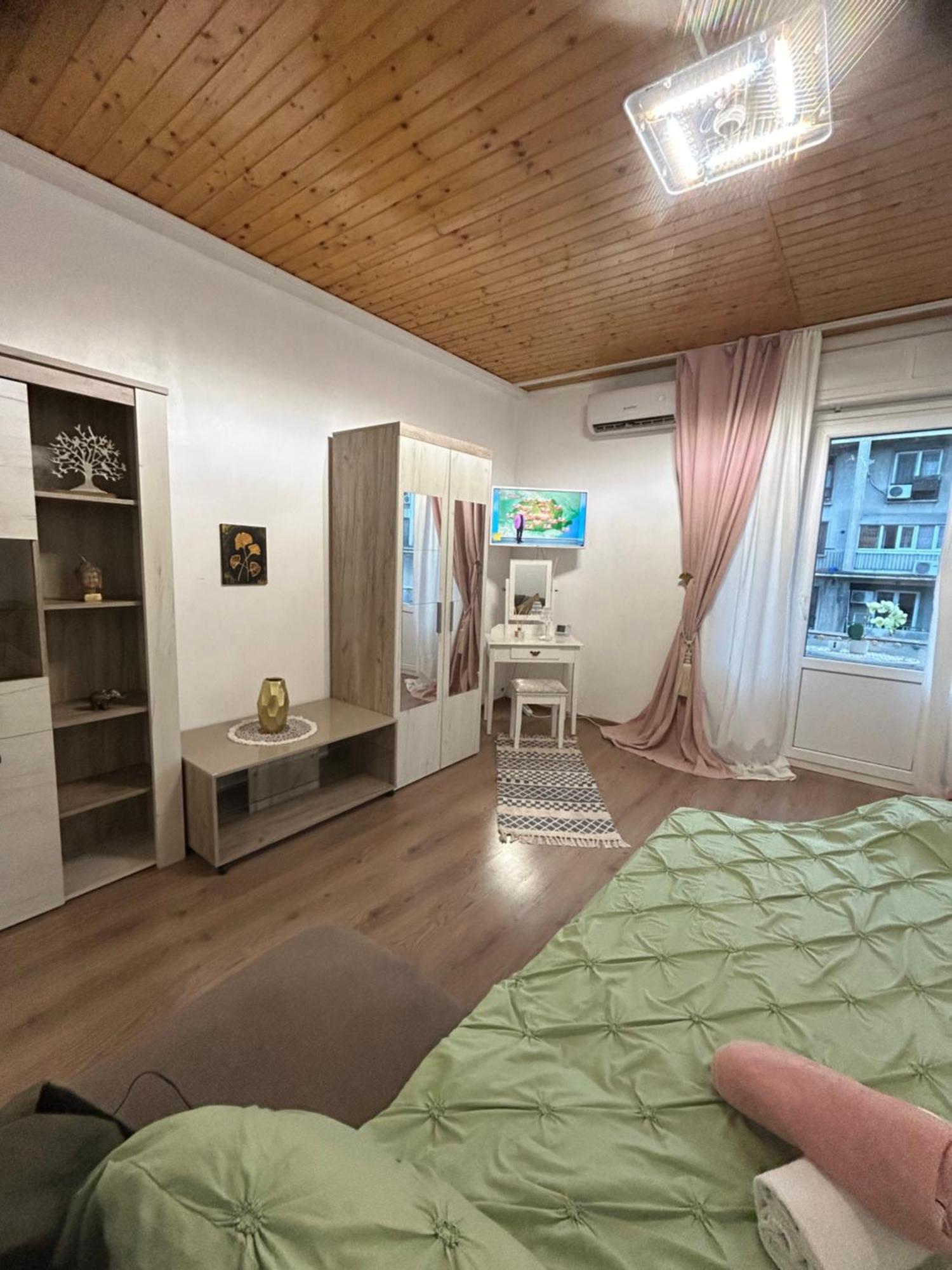 Panoramic Terace Victory Boutique Bucharest