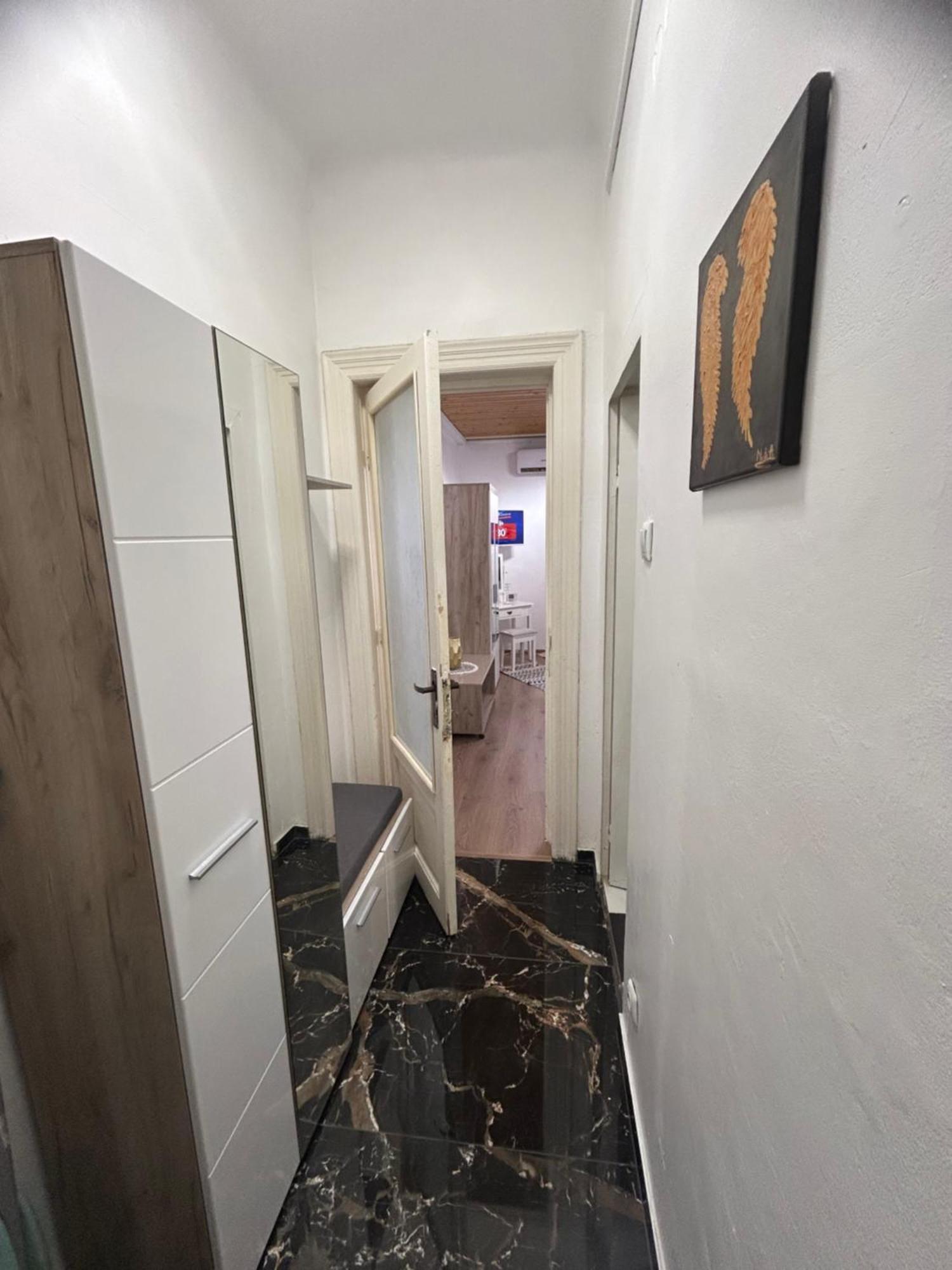 Panoramic Terace Victory Boutique Apartment