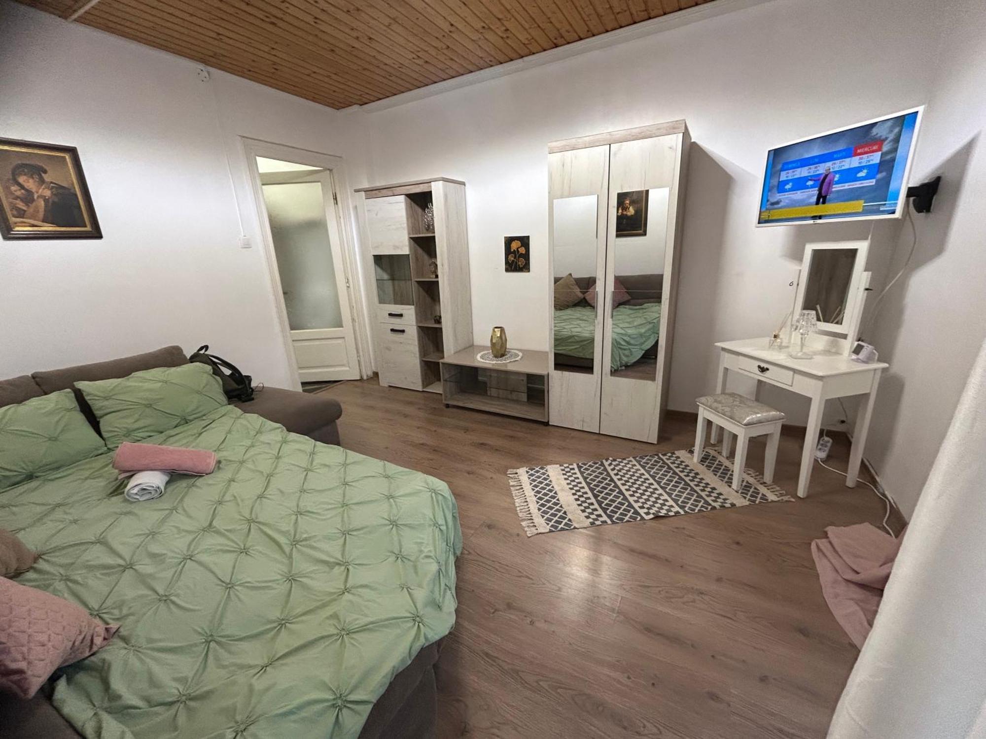 Panoramic Terace Victory Boutique Apartment Bucharest